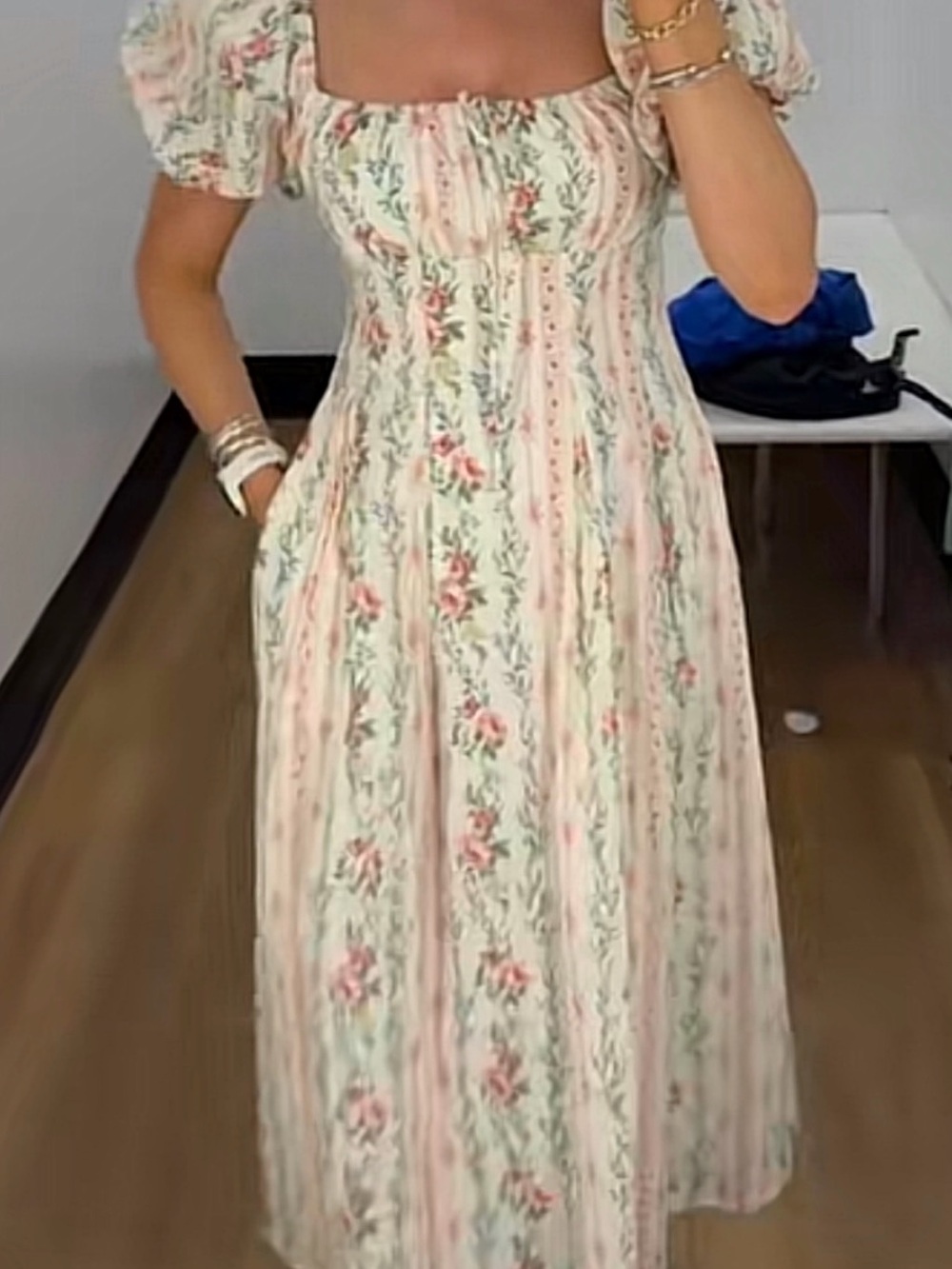 Storia Pink and Cream Floral Puff-Sleeve Maxi Dress